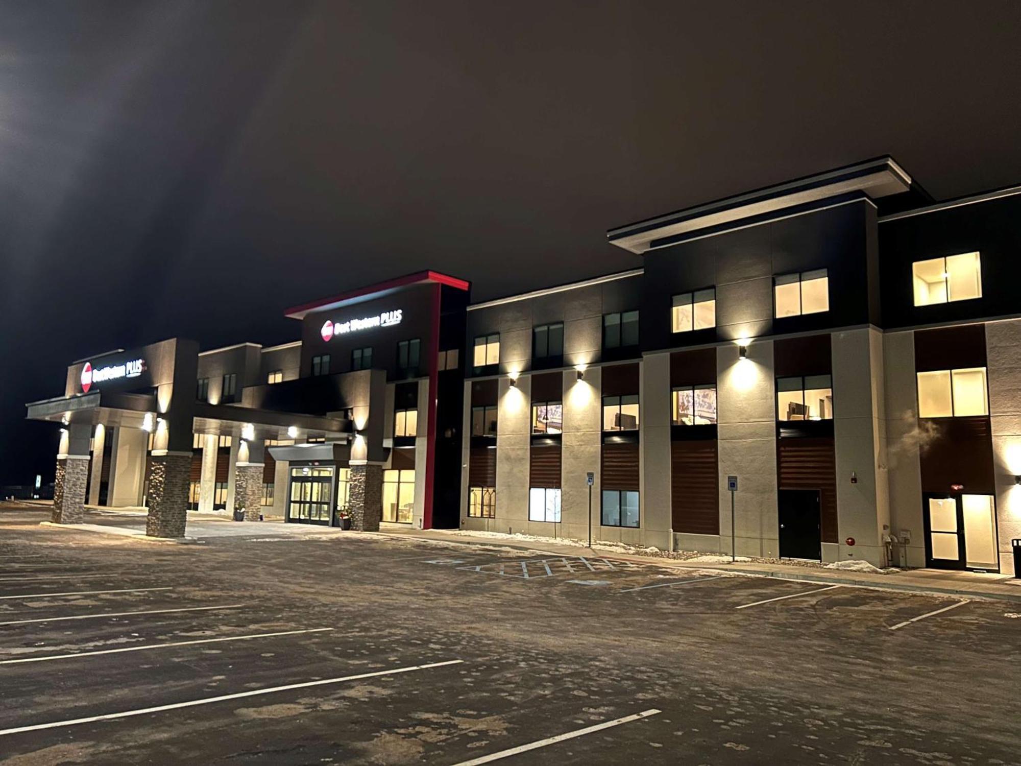 Best Western Plus Marquette Hotel & Suites 外观 照片
