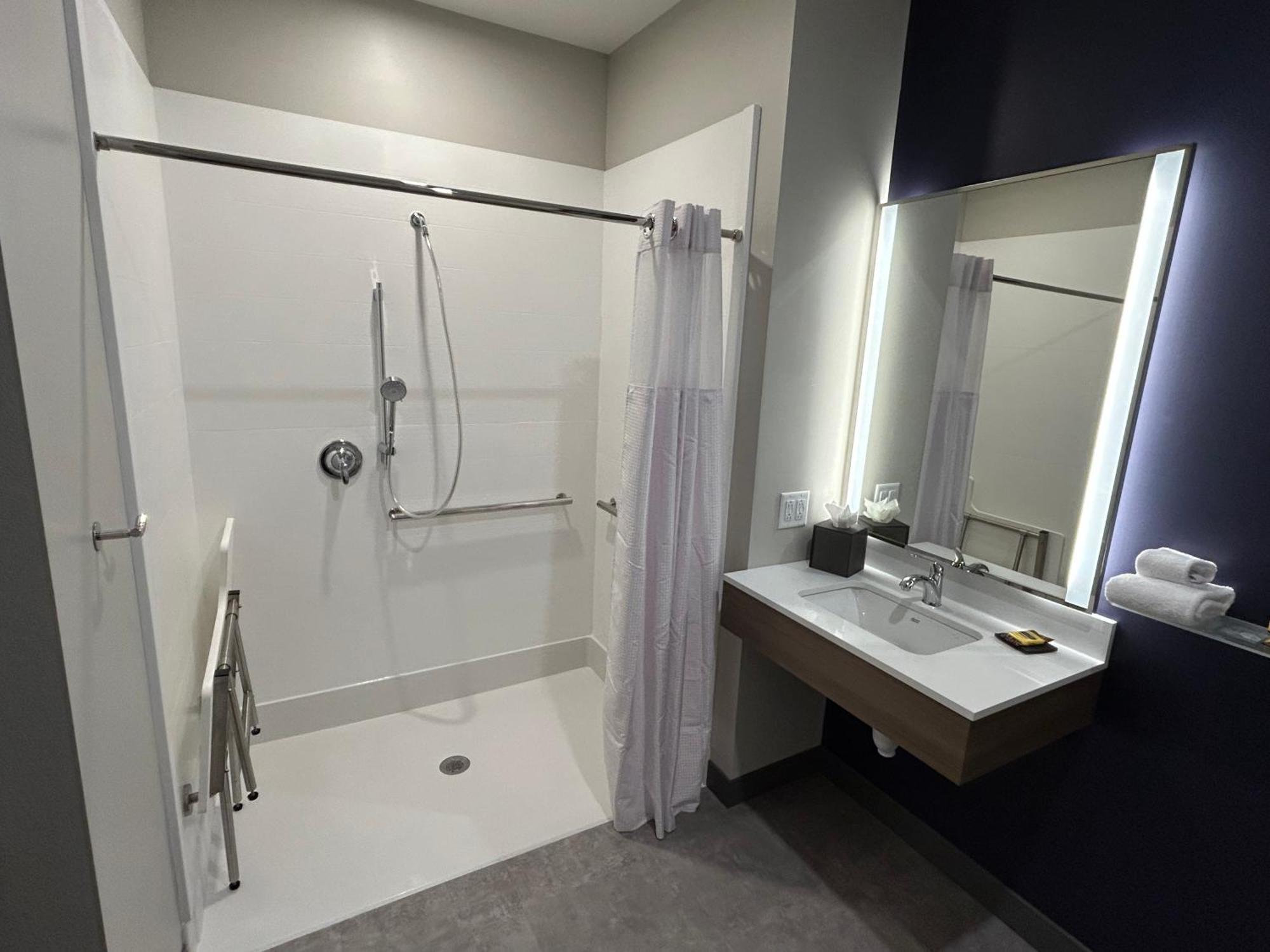 Best Western Plus Marquette Hotel & Suites 外观 照片