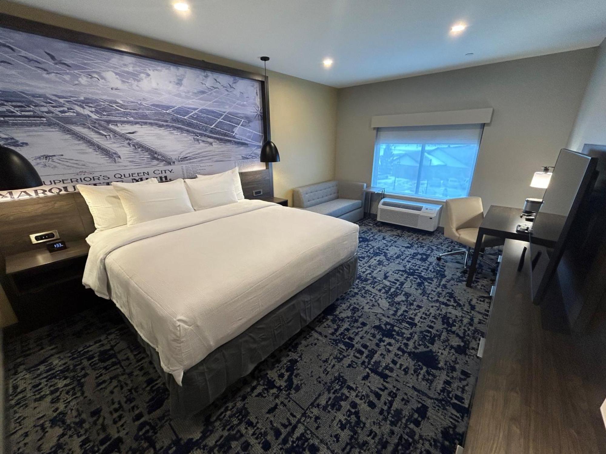 Best Western Plus Marquette Hotel & Suites 外观 照片