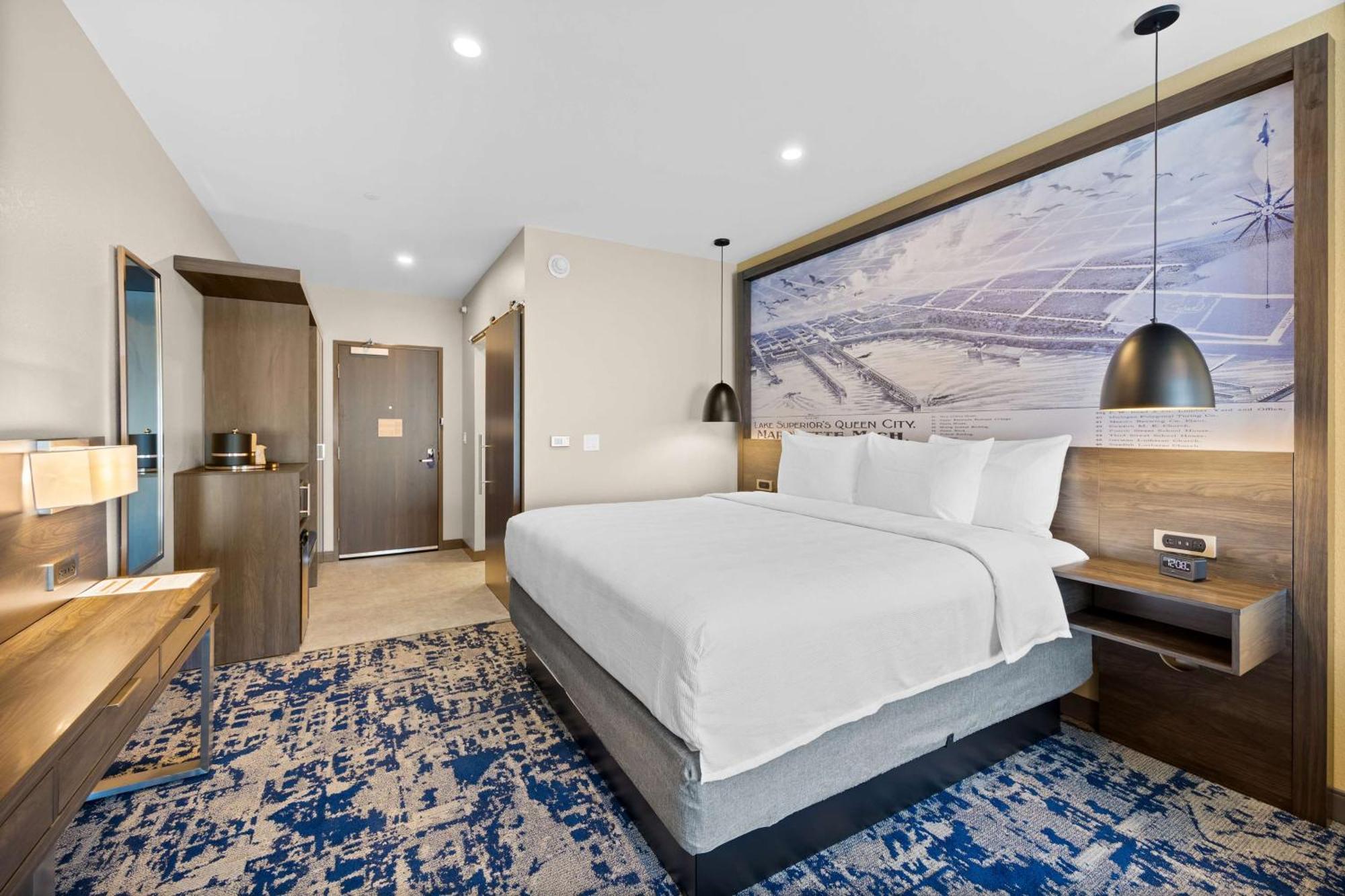 Best Western Plus Marquette Hotel & Suites 外观 照片