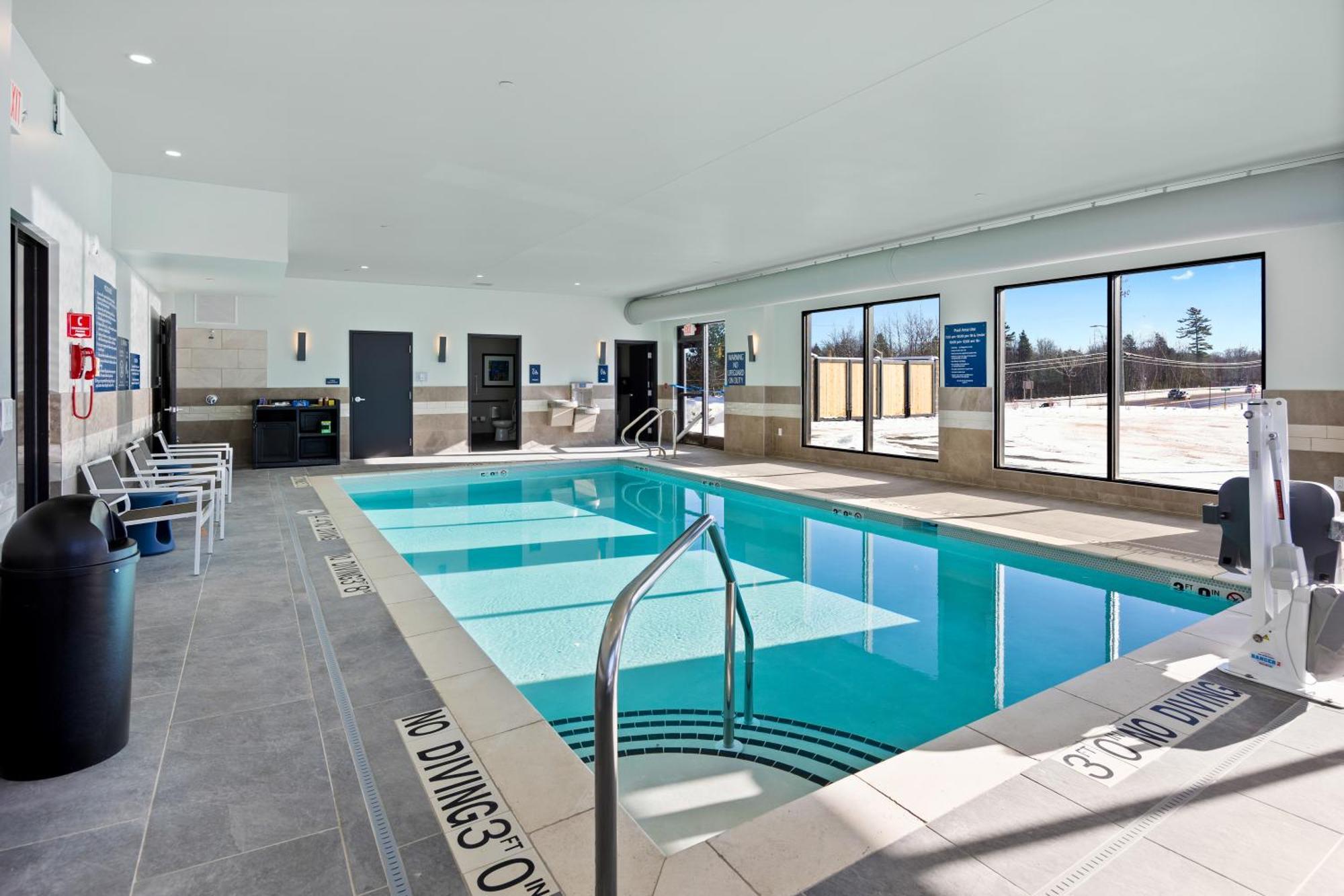 Best Western Plus Marquette Hotel & Suites 外观 照片
